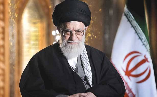 خامنئي يتهم اسرائىل ودولة خليجية واميركا بالتآمر على ايران