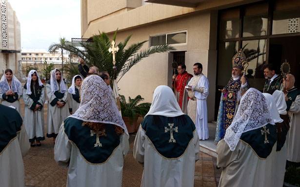 ترأس قداس الميلاد واستقبل شخصيّات مُهنئة
بانوسيان : ليعمّ السلام وطننا لبنان