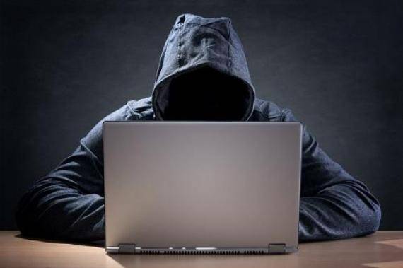 قوى الامن اوقفت مقرصن حسابات الكترونية على مواقع التواصل