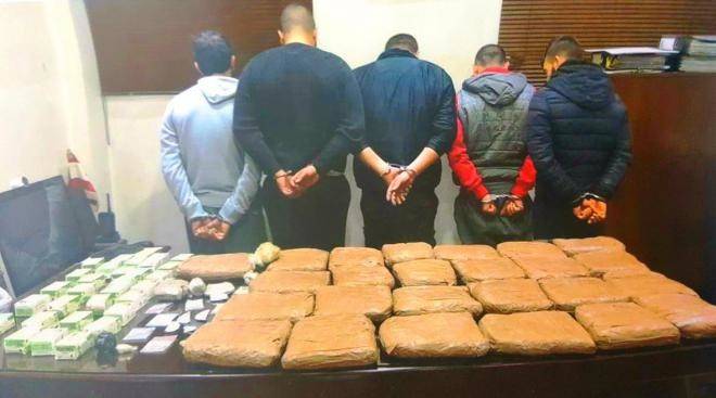 عصابة لتجارة وترويج المخدرات في جبل لبنان بقبضة "المعلومات"
