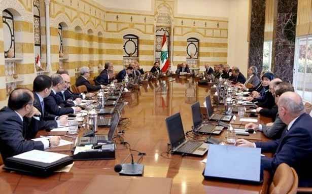 بعد الخلاف بين الرئيس الحريري والوزير زعيتر