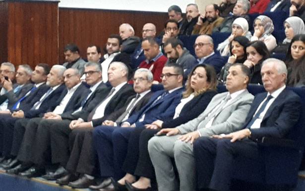 افتتاح مؤتمر التنمية الزراعية في صور
زعيتر ممثلاً بري: يدنا ممدودة للنهوض بالقطاع