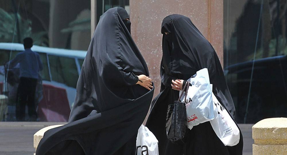 مجلس الشورى السعودي يدرس توصية جديدة بخصوص المرأة