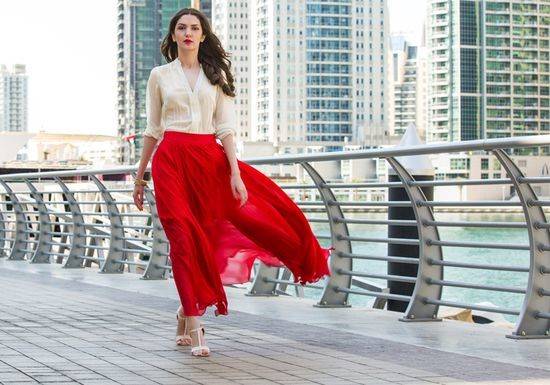 تغار منها النساء لأنها محط إعجاب الرجال.. فمن هي؟