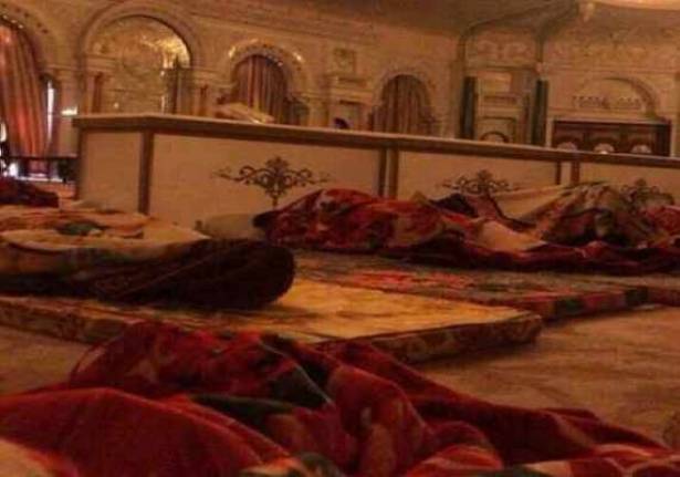 ماذا سيحدث في فندق "ريتز كارلتون" الشهر المقبل؟