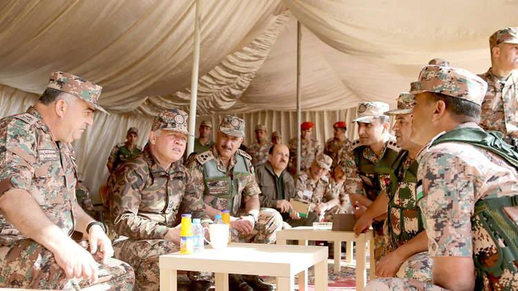 ماذا يفعل العاهل الأردني على حدود سوريا؟