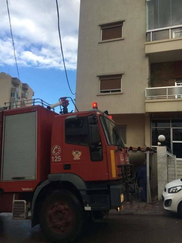 إخماد حريق بمبنى سكني في زوق مكايل