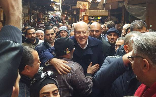 ميقاتي جال في أسواق طرابلس