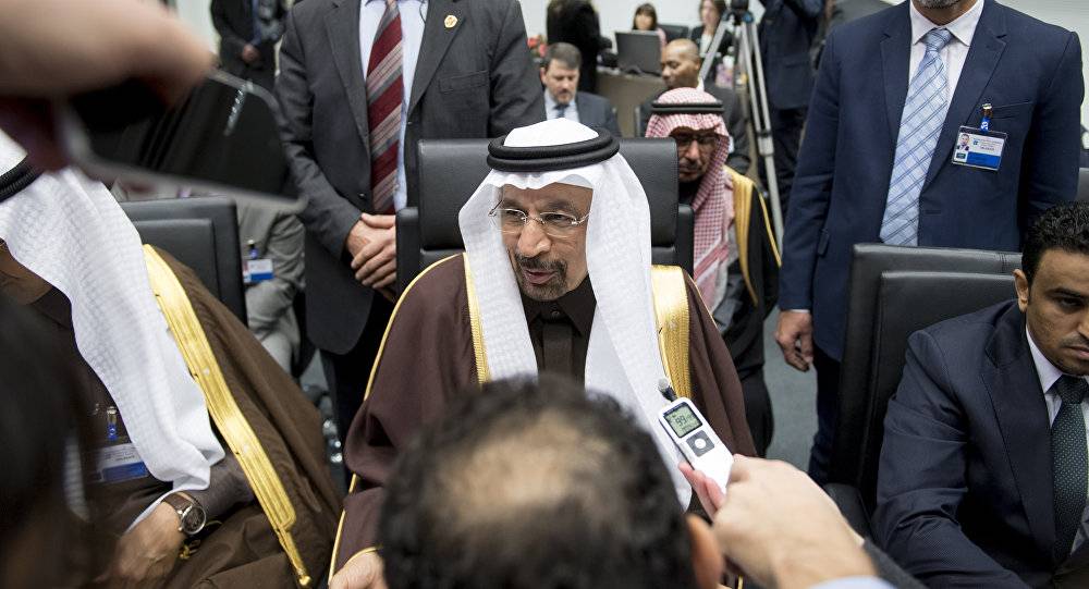 وزير الطاقة السعودي: وصول الطلب على النفط إلى 120 مليون برميل يوميا خلال 25 عاما