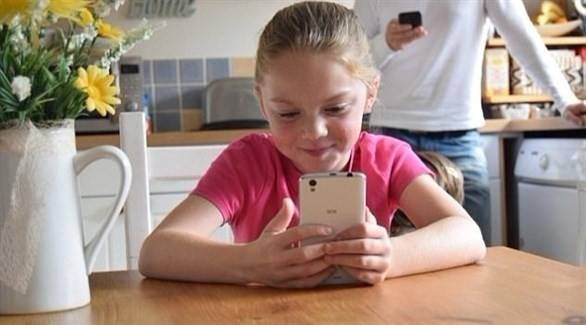 حيلة لمراقبة ما يبحث عنه طفلك بنفس اللحظة
