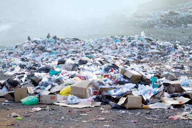 تكاد البيئة في لبنان تصبح بمعظمها ملوّثة