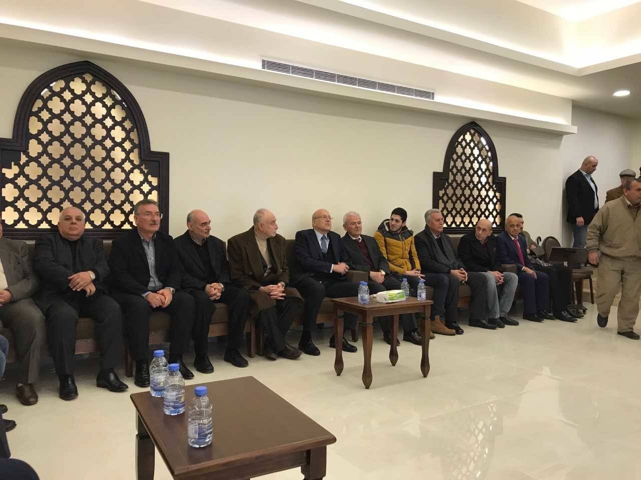 ميقاتي يدشن قاعة مسجد الروضة للمناسبات الاجتماعية في طرابلس