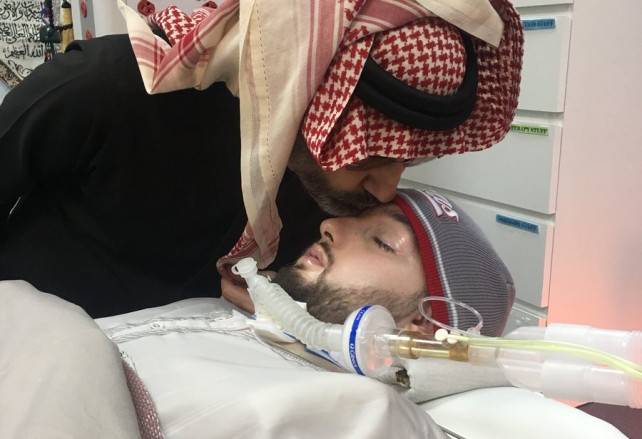 بعد خروجه من الريتز.. الوليد بن طلال يزور 'الأمير النائم'