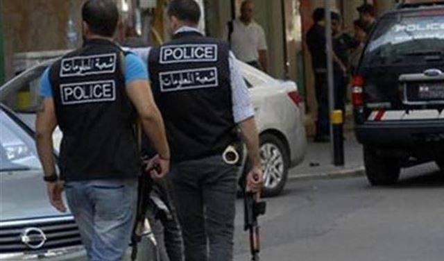 شعبة المعلومات توقف لبناني لقيامه بتهريب سوريين باتجاه الجنوب