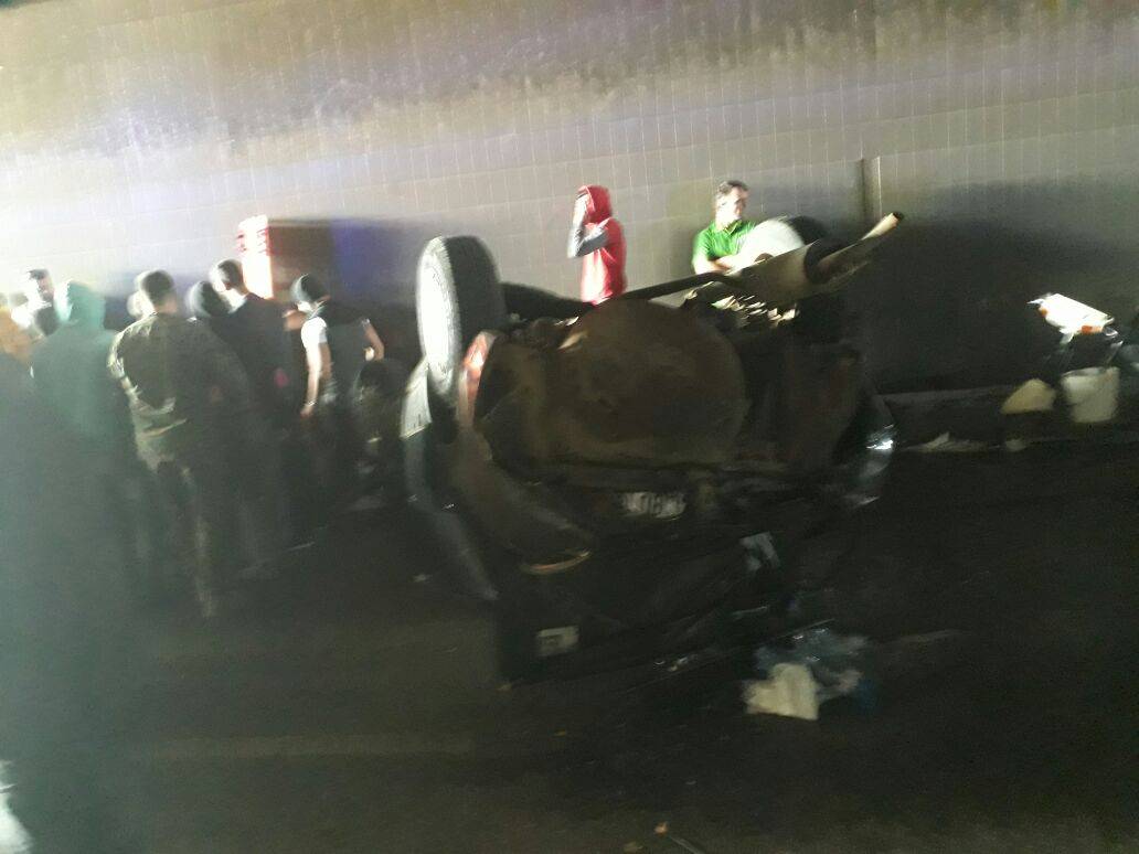 6 جرحى في اصطدام 3 سيارات داخل نفق بحنين