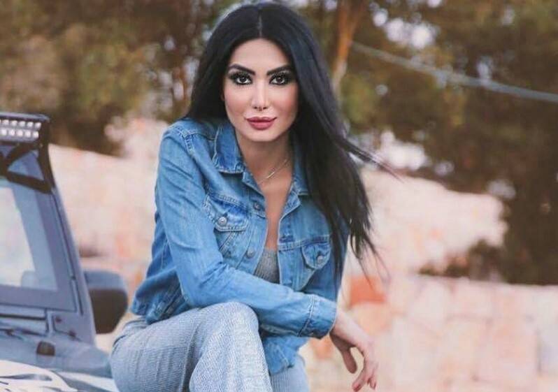بالصورة.. الفنانة السورية الشهيرة دانا تتعرض للسخرية.. والسبب؟!