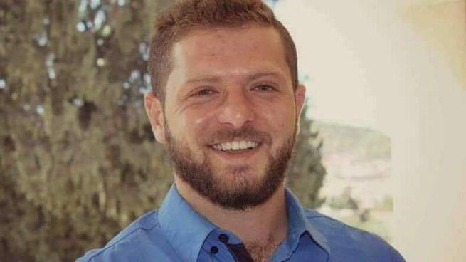 نهاية رجل شجاع.. إستشهاد الفلسطيني أحمد جرار.. من ساعد على الوصول إليه؟