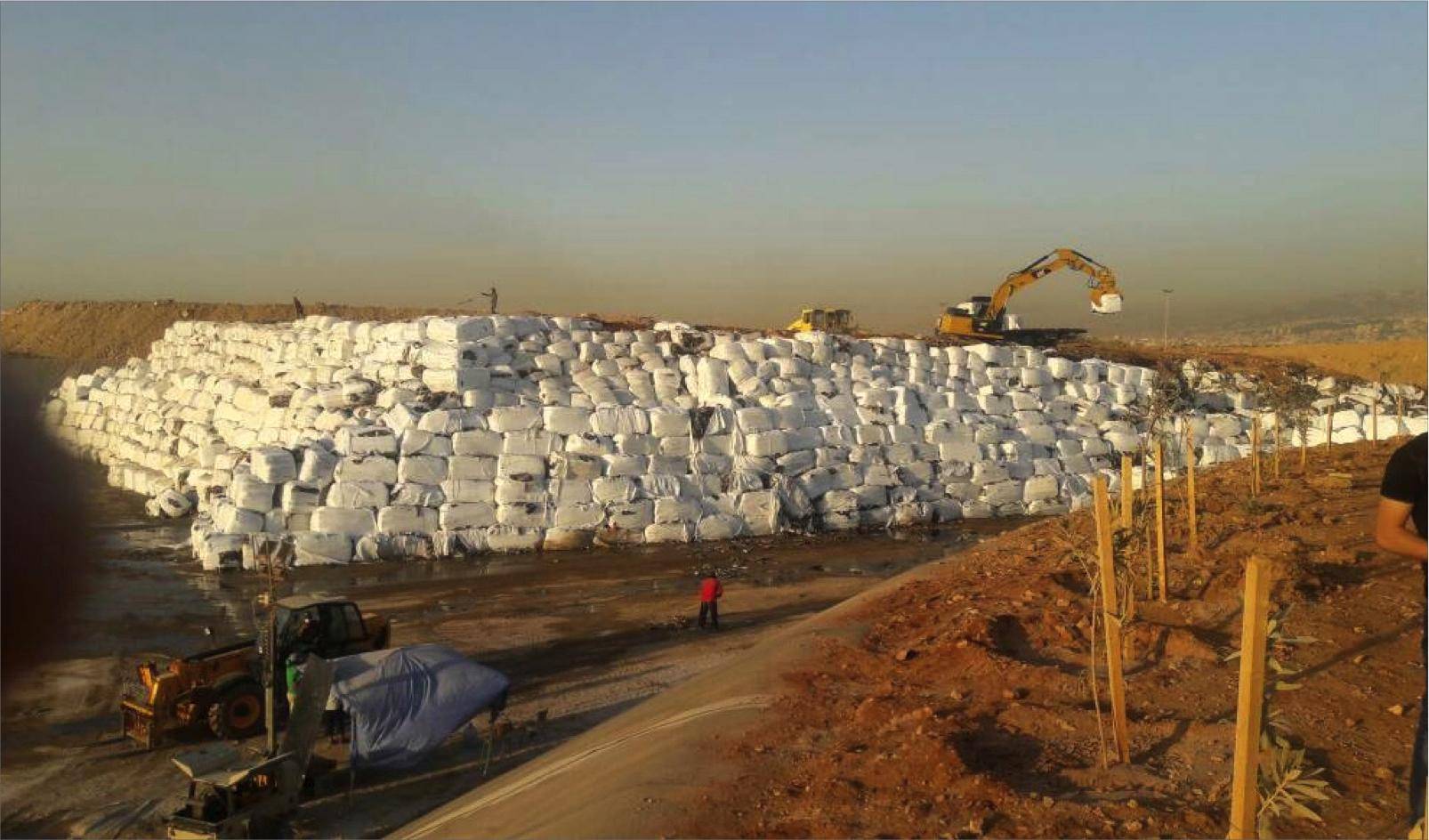 فضيحة توسيع مطمر كوستا برافا بـ 170 مليون دولار