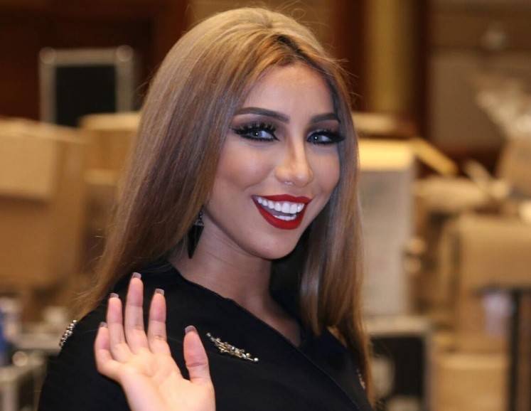 للمرة الأولى دنيا بطمة تنشر صورة لابنتها!