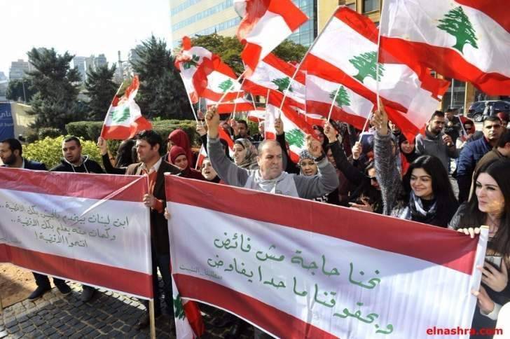 المعتصمون أمام بيت الوسط علقوا إضرابهم وسيلتقون الحريري في هذا اليوم!