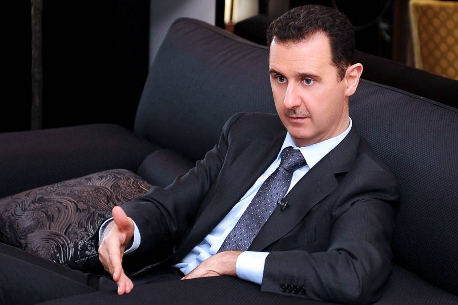 مسؤول ايراني يكشف: الأسد كان سيترك القصر لولا..