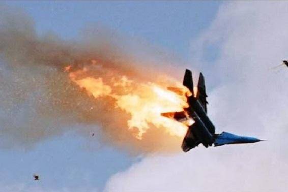 إصابة مقاتلة اسرئيلية ثانية من طراز F15