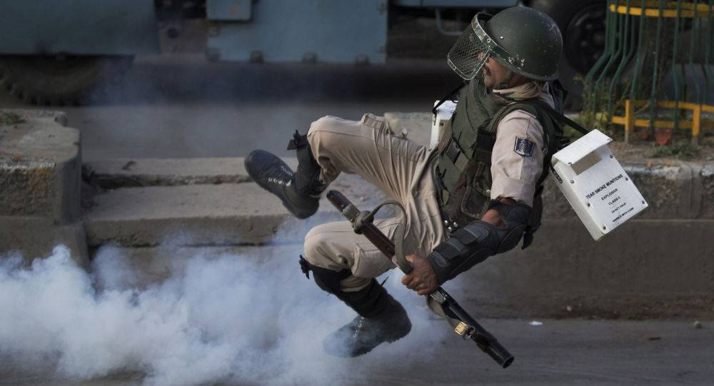 الهند تهدد باكستان: ستدفعون ثمن الهجوم على معسكرات جيشنا في كشمير
