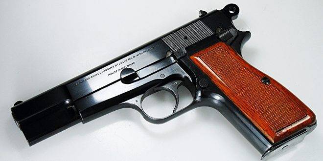 المسدس الاسطورة Power-Hi Browning الى التقاعد بعد 83 سنة من الخدمة