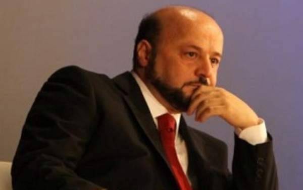 الرياشي: أحسد ثنائية أمل وحزب الله الشيعية