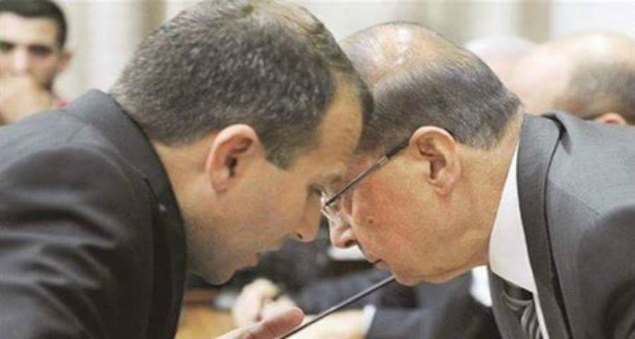 باسيل يعايد الرئيس عون بعيد مولده.. ماذا قال له؟