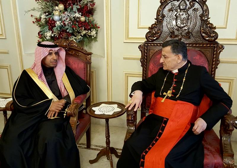 السفير السعودي من بكركي: المملكة الى جانب الشرعية اللبنانية