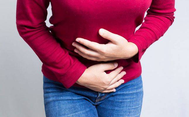 طرق علاج انتفاخ البطن والإمساك