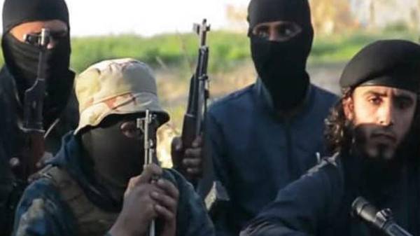 بهذه الطريقة يتنقل المقاتلون التكفيريون من بلدة الى اخرى في الغوطة