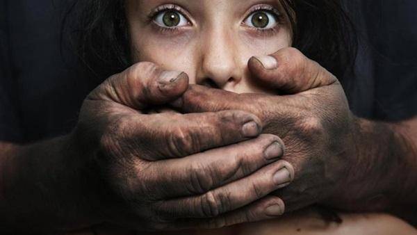بعد خطق طفلة ال7 سنوات صباح اليوم..هذا ما حلّ بالخاطفين