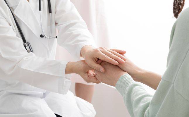 ماذا تعرفين عن الحمل خارج الرحم؟
