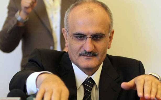 ماذا حمل ساترفيلد في جولته الاخيرة وكيف ذهب؟