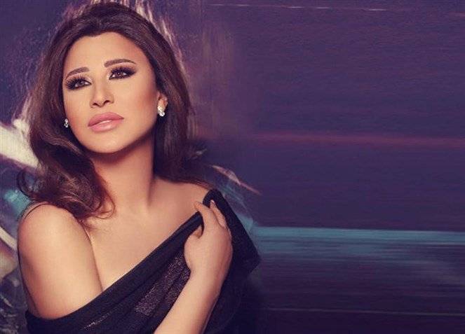 نجوى كرم تتابع 5 سياسيين.. من هم؟