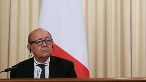 فرنسا تحذر من توسع حرب سوريا إقليميا.. ولافروف "ينصحها"