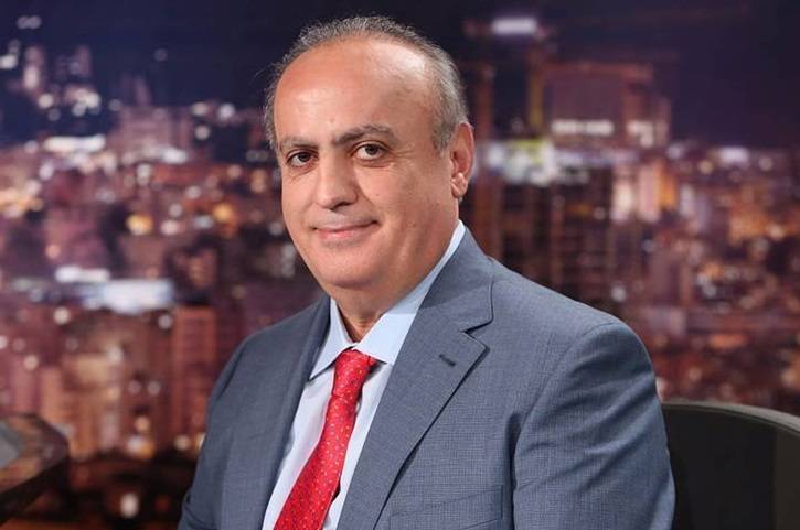 صورة تجمع وهاب بهذا السفير في الجاهلية