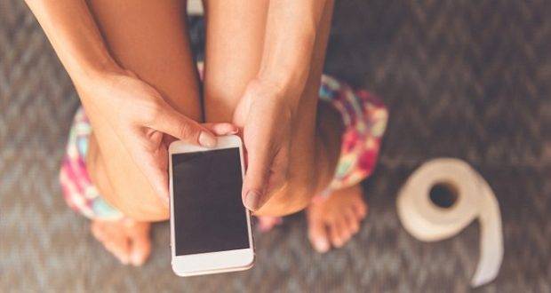 بعد قراءة هذا الخبر لن تستخدم هاتفك المحمول في المرحاض بعد اليوم!