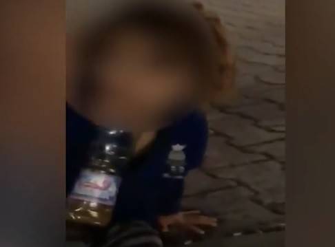 بالفيديو.. أصغر مدمنة في لبنان طفلة عمرها 3 سنوات!