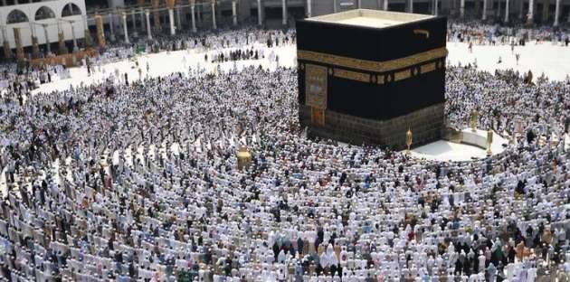 هل "السيلفي" في الحج والعمرة تجوز؟