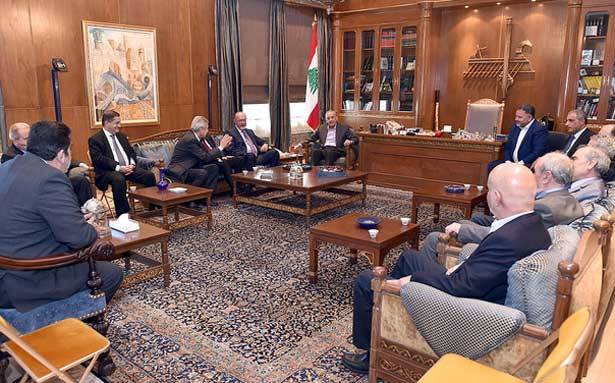 برّي : سمعتُ كلاماً إيجابياً من العلولا عن لبنان
شورتر : مُهمّ جداً أن تجري الإنتخابات في 6 أيّار