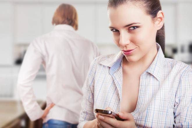 عندما تغلق المرأة الباب في وجهك.. هذا ما يجب عليك فعله