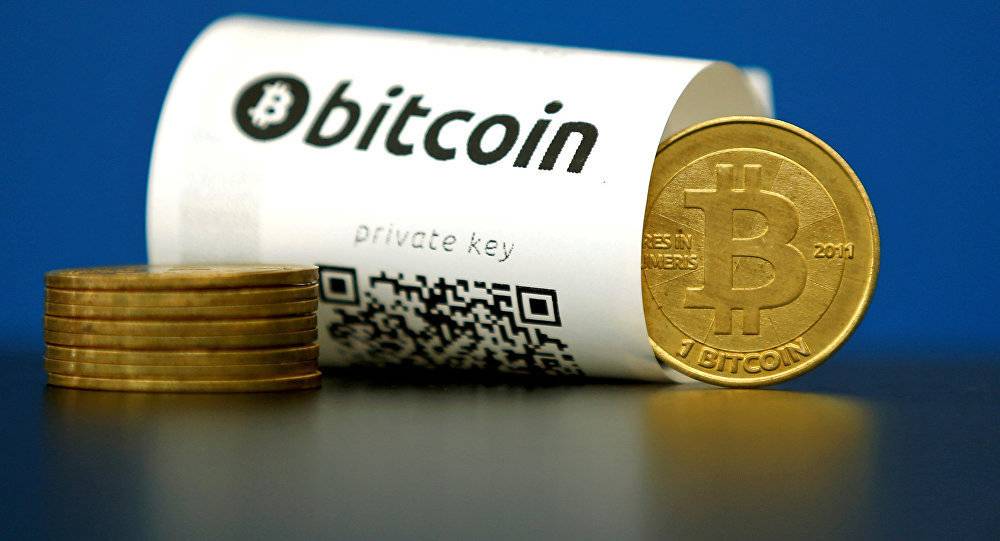 "البيتكوين" يواصل صعوده وسط أنباء مشجعة