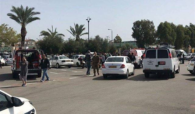 بالفيديو..إصابة ثلاثة جنود إسرائيليين بعملية دهس في عكا