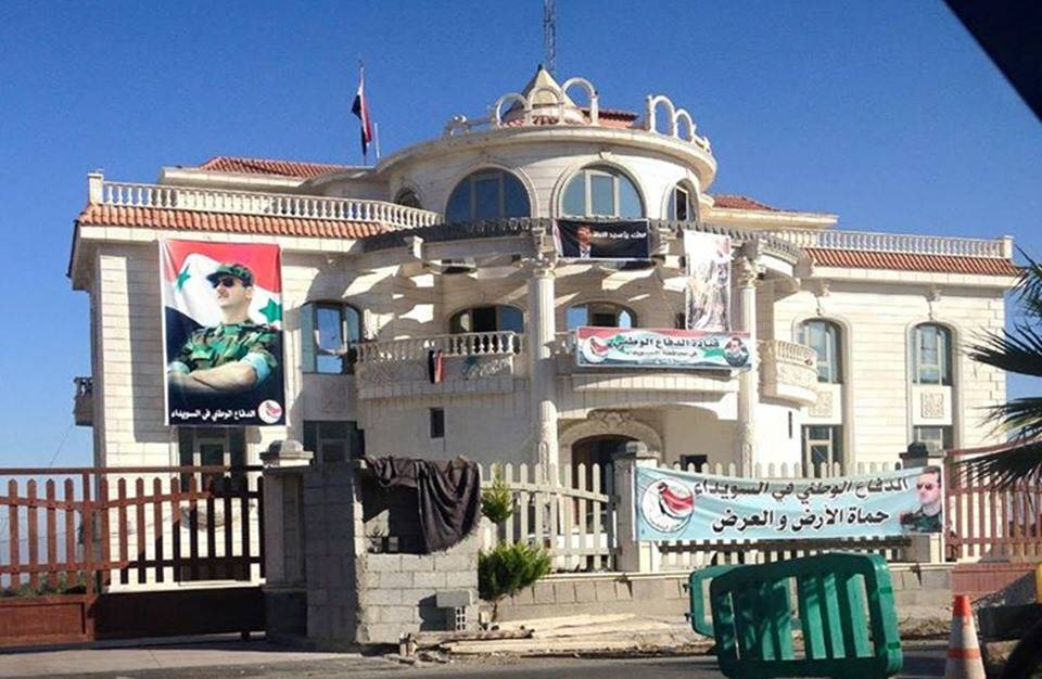 فيصل قاسم يقدم شكوى ضد بيع قصره في سوريا