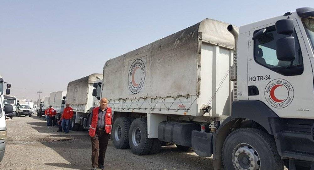 بالفيديو...المساعدات تصل إلى مدينة دوما بجهود سورية روسية