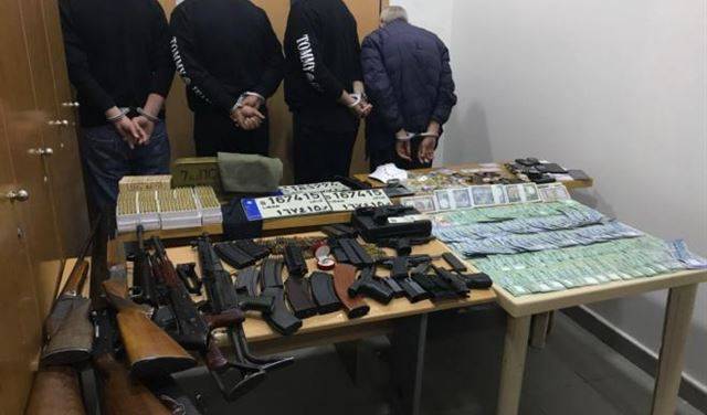 ينتحلون صفة موظفي "أوجيرو" و "مؤسسة المياه" ويسرقون المنازل