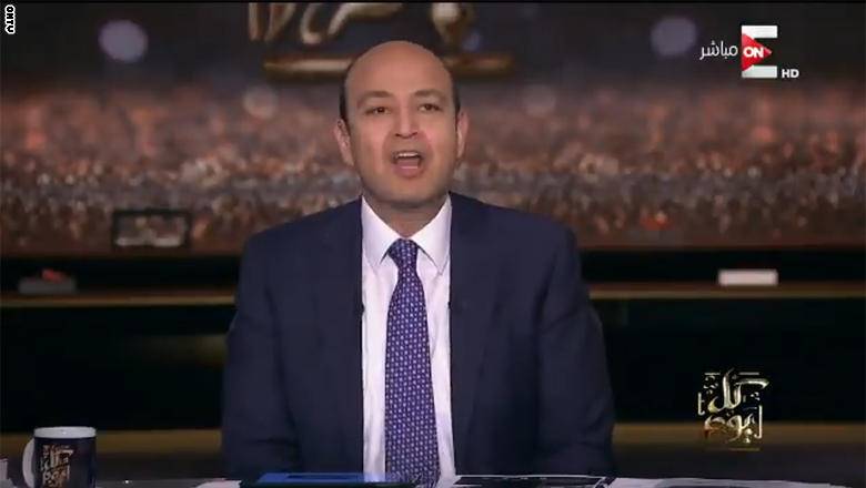مدير قناة الجزيرة يرد على "شتائم" الإعلامي المصري عمرو أديب